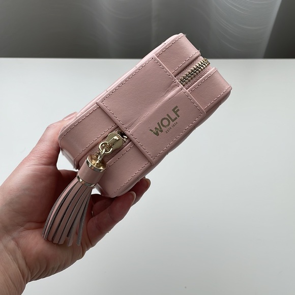 WOLF 1834 Caroline Zip Travel Case in Rose Quartz - Picture 10 of 10